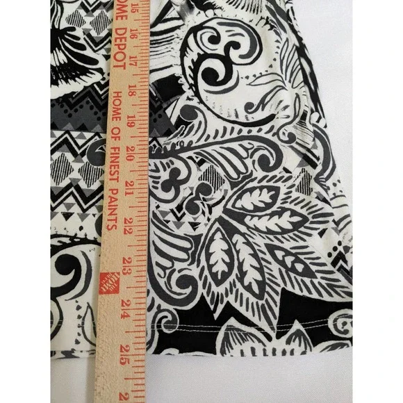 Christopher & banks Scoop neck White black tshirt top womens s small new - Picture 5 of 5